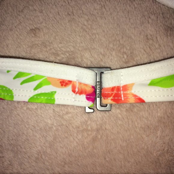 Hollister Bikini Swim Floral Scrunch Butt Ruffle - Picture 5 of 12